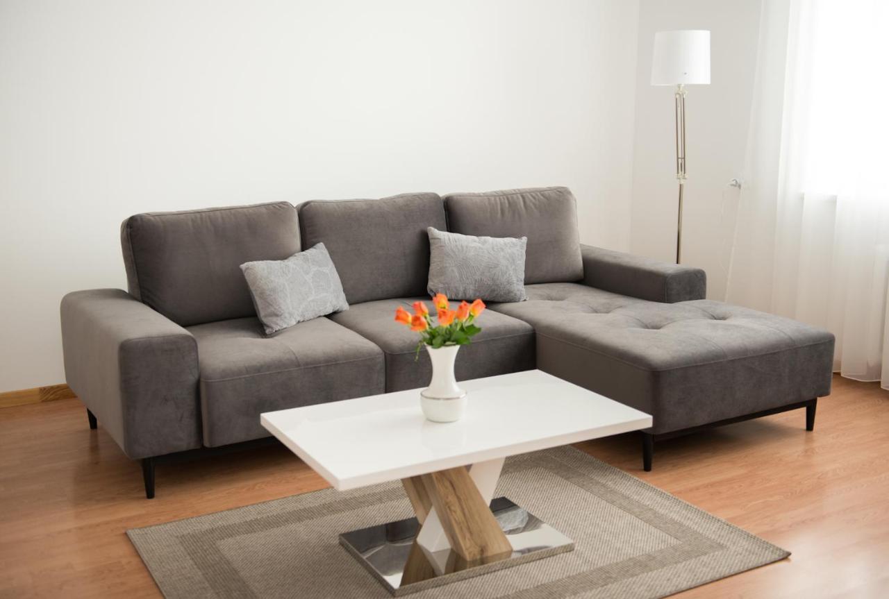 Petro delux apartments center Kaunas Esterno foto