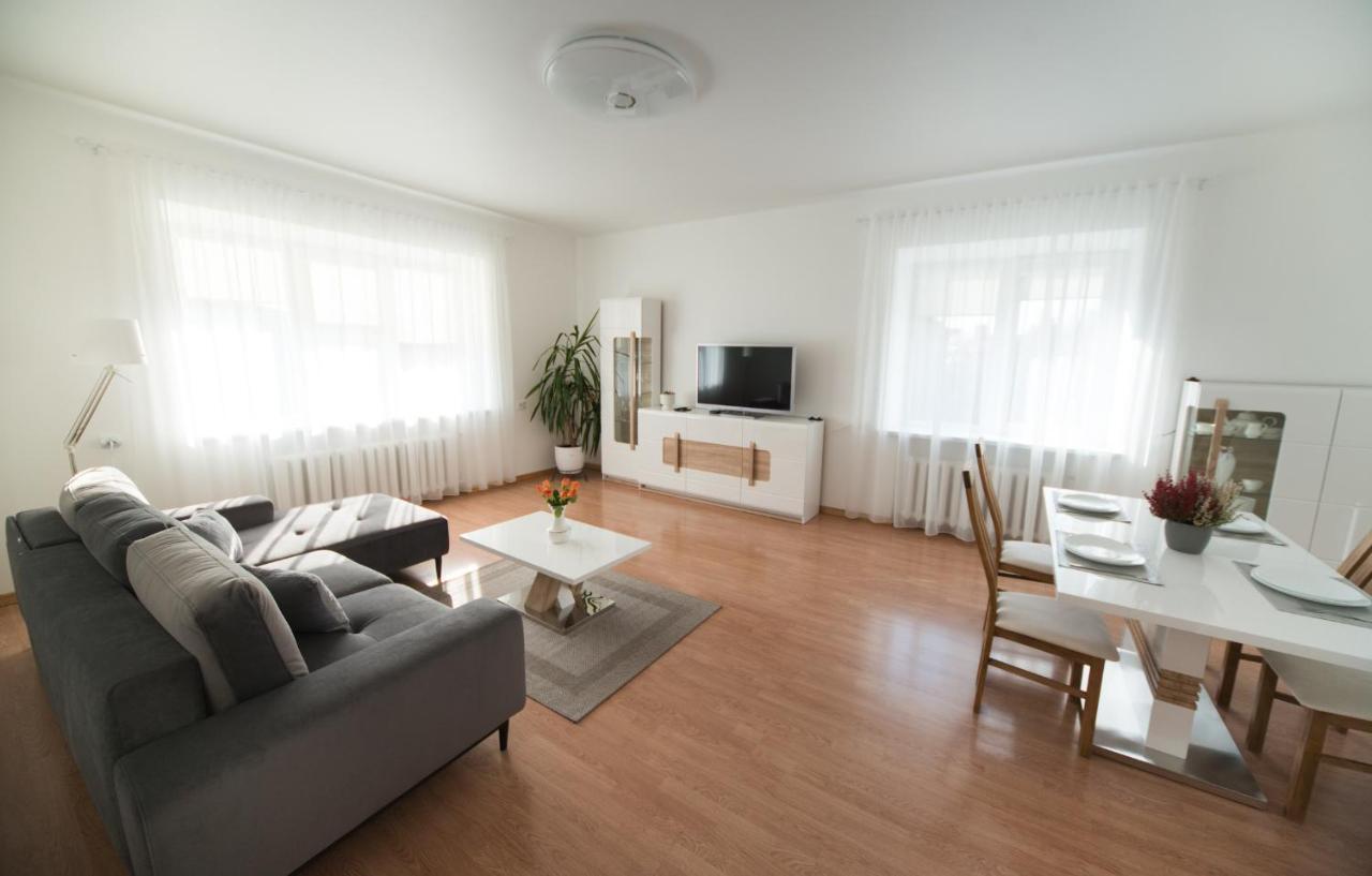 Petro delux apartments center Kaunas Esterno foto